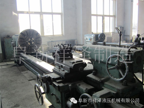 普車CW6163C 最大工件長度3米、最大工件回轉(zhuǎn)直徑630mm